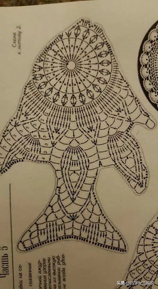 她只用零线就把鱼钩出了百变的花样，还超实用，真是太聪明了！