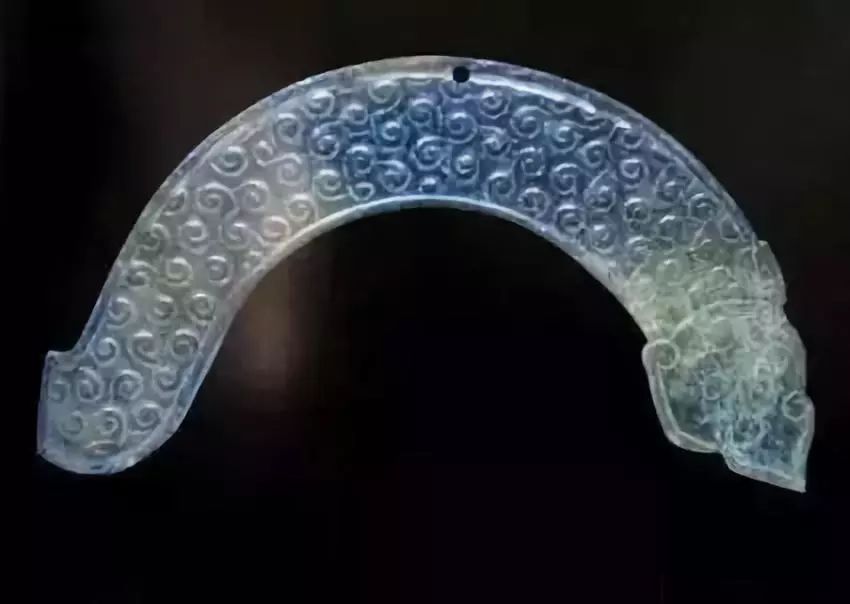 浅谈——鉴别古玉沁色