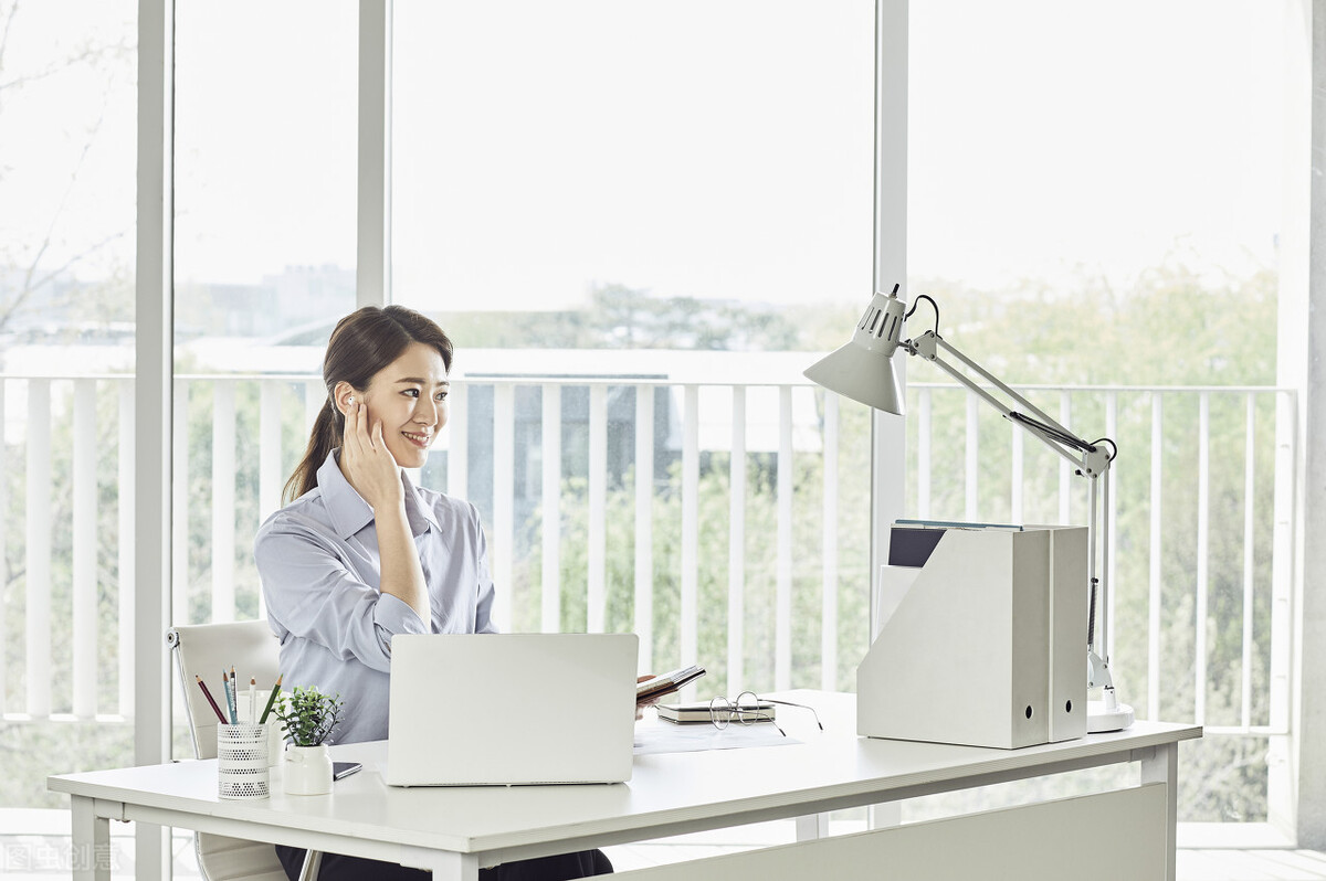 故事：一个车子定位APP，戳破了她老公隐藏的秘密