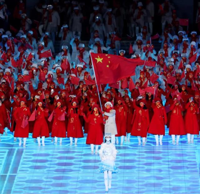 冬奥会开幕式羽绒服火出圈,冬奥会开幕式羽绒服大比拼