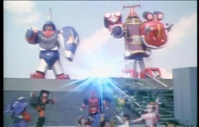 铁甲小宝被破铜烂铁蒙蔽了双眼,铁甲小宝小时候