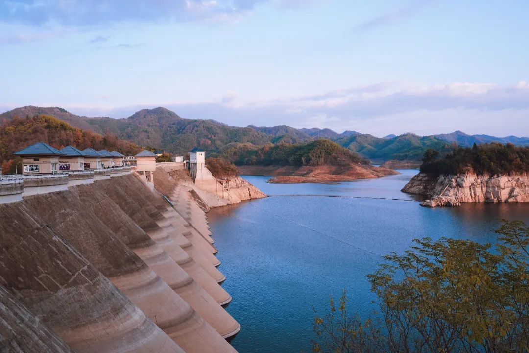 三天两晚安徽初冬之旅，带你一起感受下绿水青山，红色六安