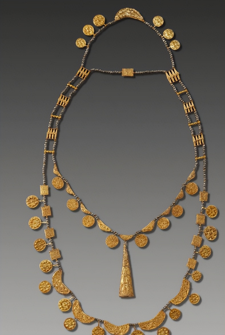 用黄金打造各种艺术,用黄金打造工艺品