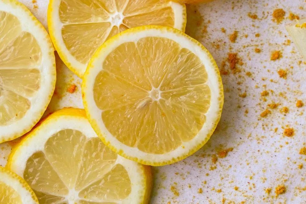 这7种食物吃了会变丑,当心6种食物越吃越丑