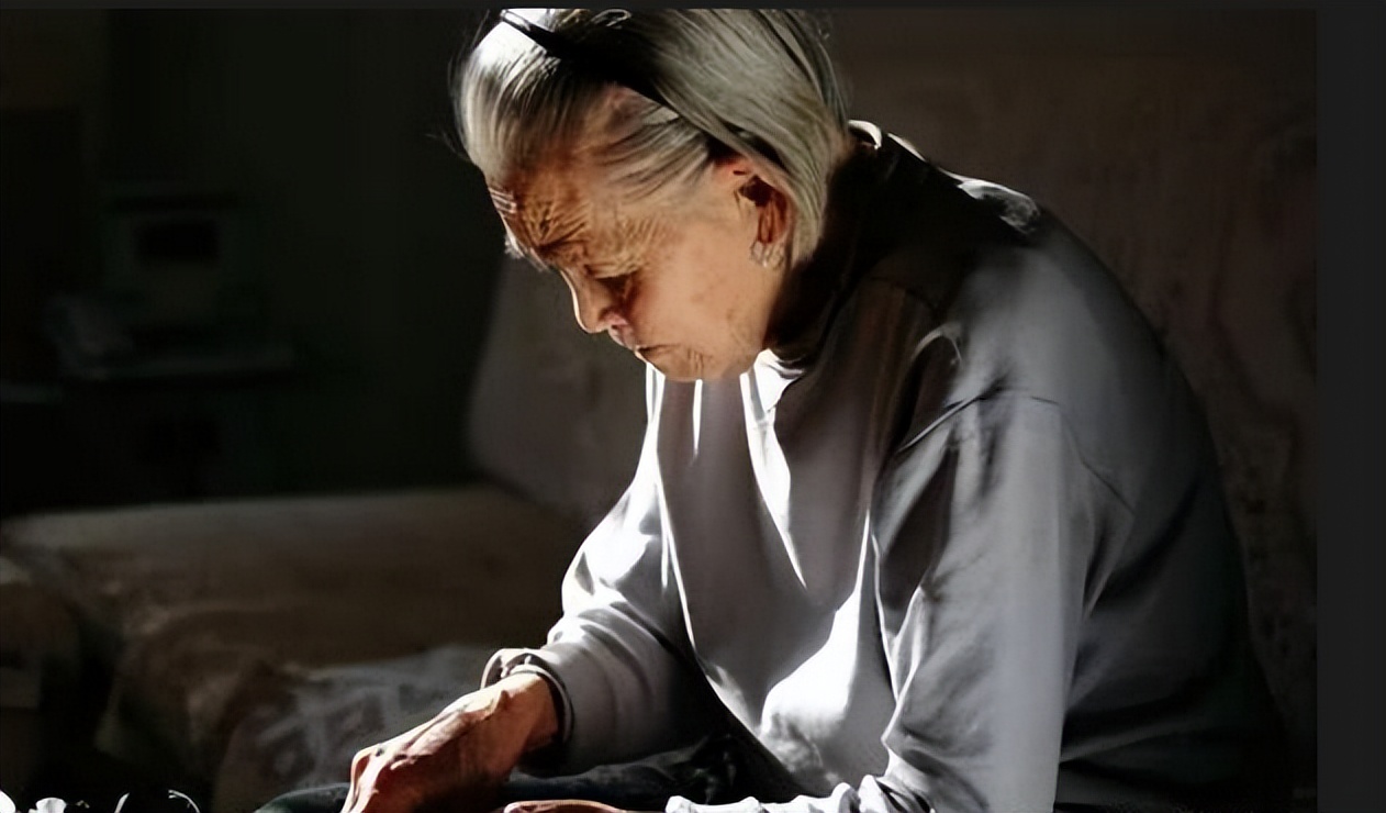 鎮ｅ翱姣掔棁姣嶄翰,韬偅灏挎瘨鐥囩殑姣嶄翰