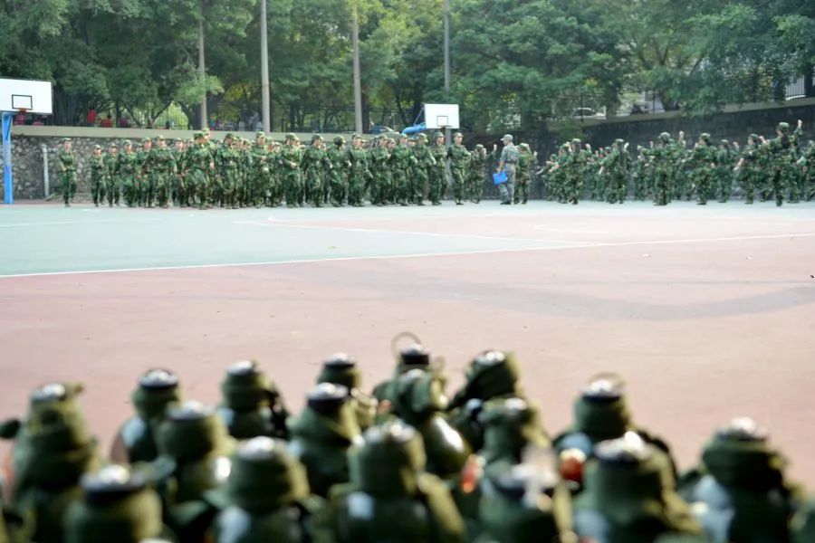 大一新生开学必备物品清单,大一新生开学必备物品清单详细