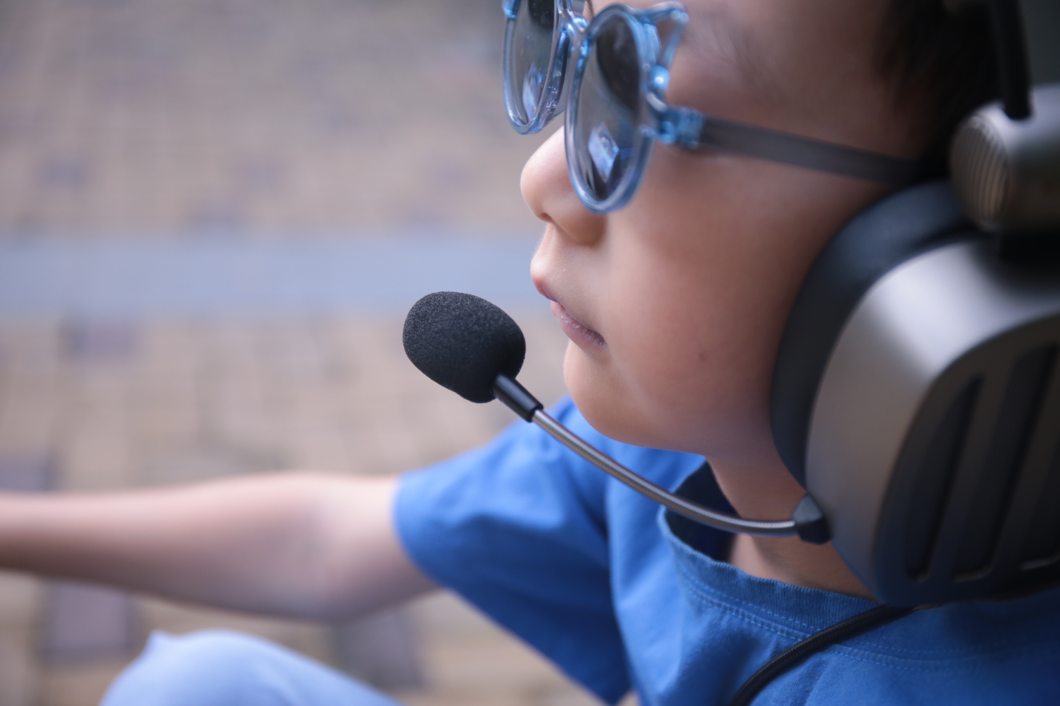 电竞耳机便宜蓝牙无线,电竞耳机推荐西伯利亚