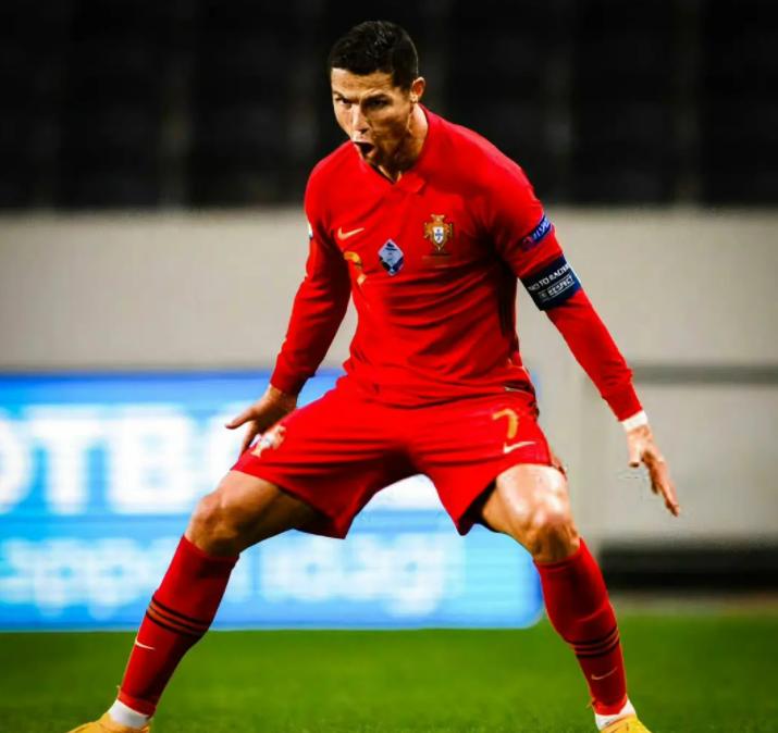 C罗正式踢比赛要等17天，英足总不依不饶，全球禁赛依然有效