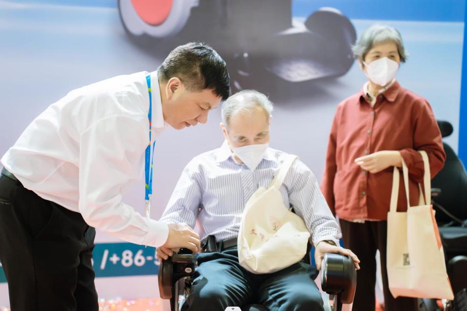 椅夫智能老人代步车,椅夫智能代步车品牌旗舰店