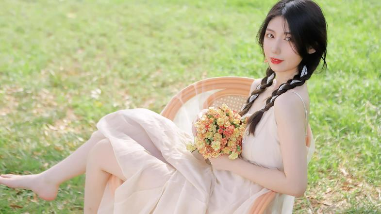 女人喜欢你的十个表现绝对装不了,男生其实已经暗示了喜欢你的表现