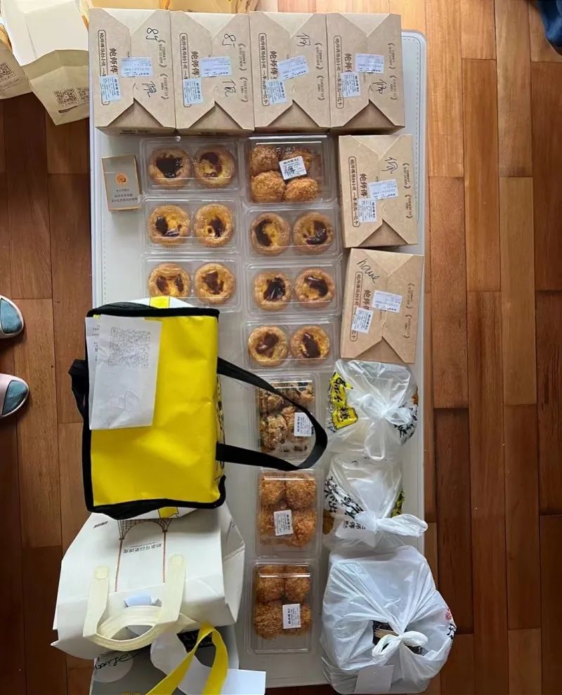 一杯奶茶代购费10元,反向代购香港奶茶