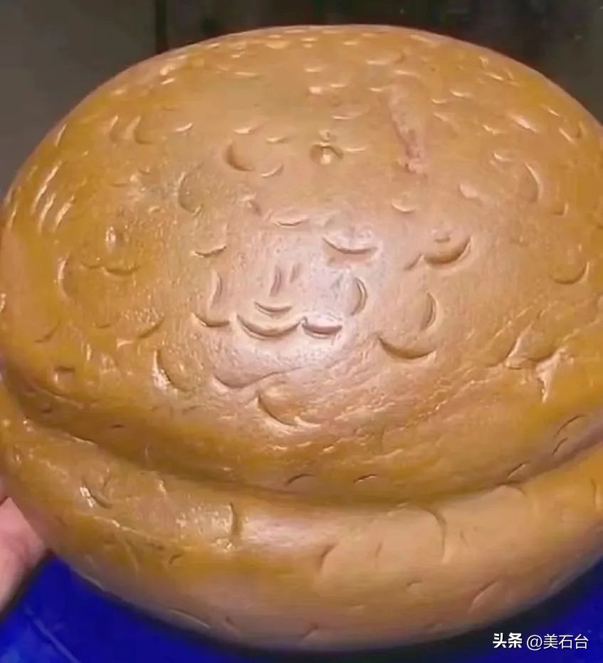 黄蜡石啊，爱你有多疯，伤我就有多痛