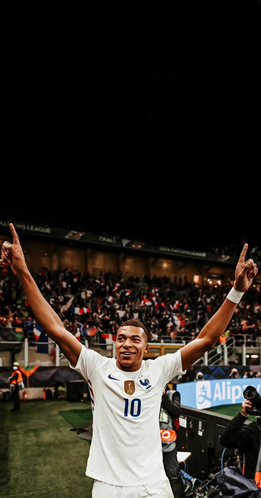 c罗姆巴佩壁纸,足球壁纸姆巴佩残影