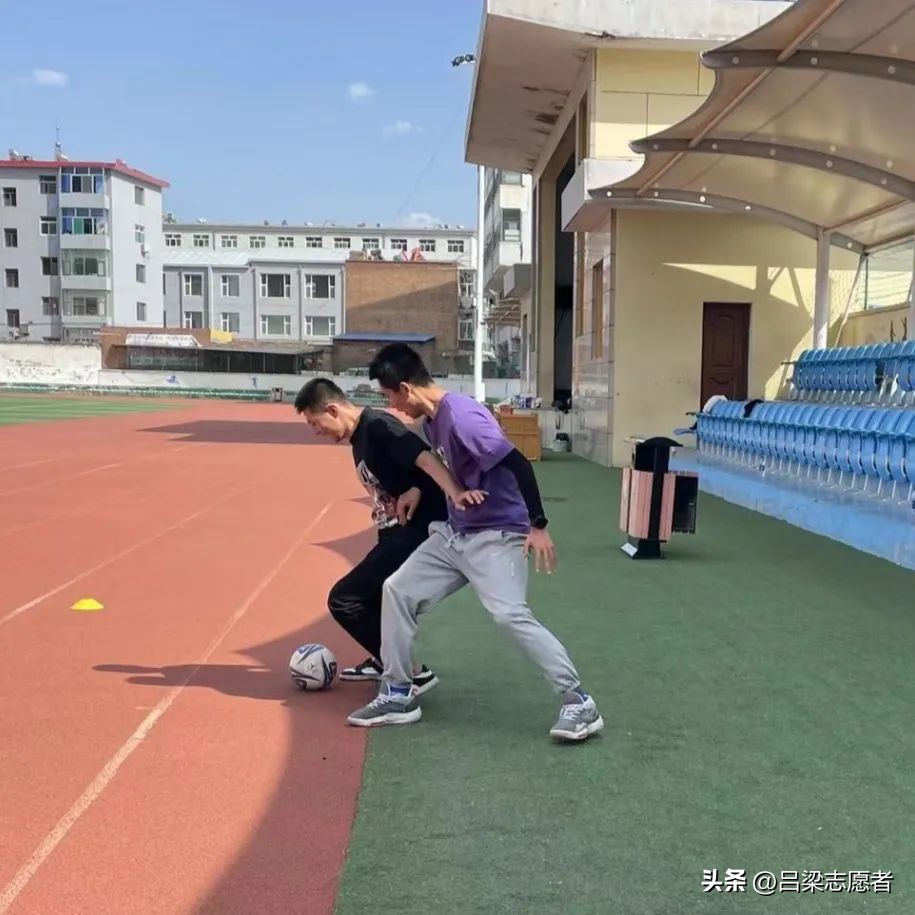 展现足球魅力演绎足球风采