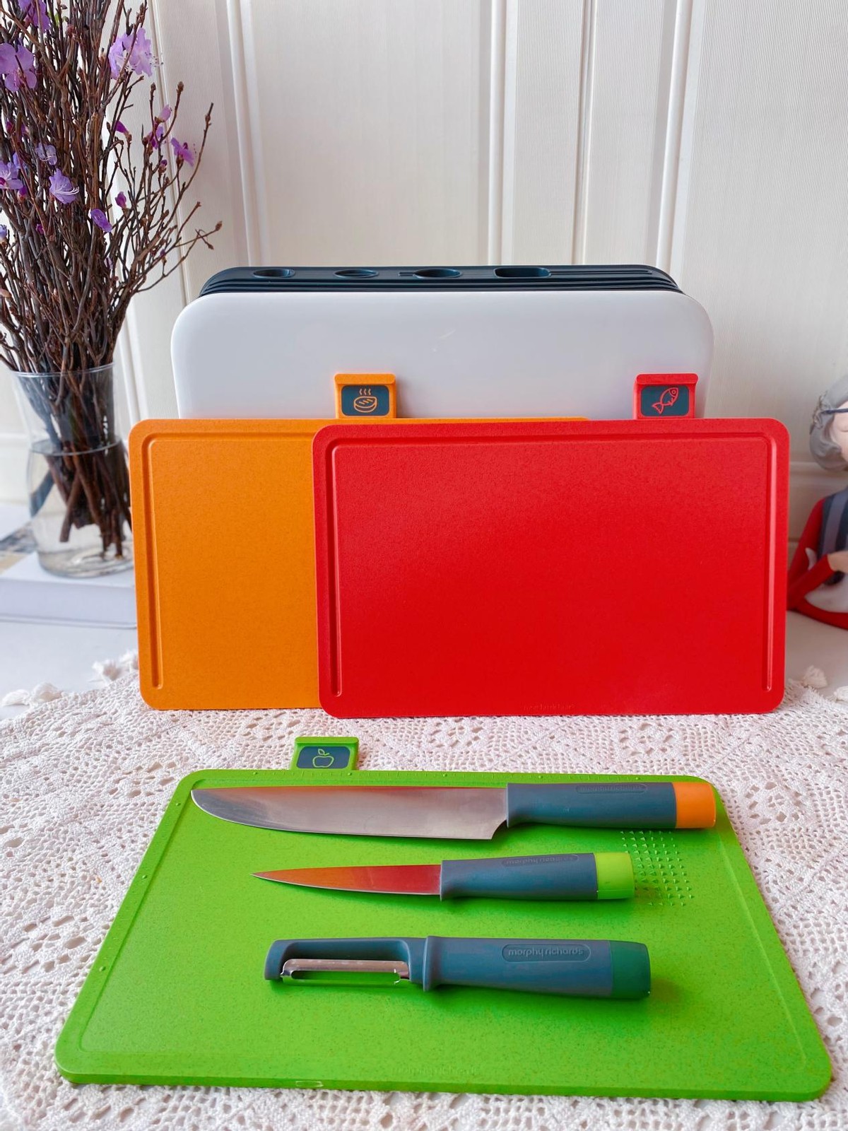 冬天厨房潮湿的解决办法,下雨天厨房很潮湿怎么解决