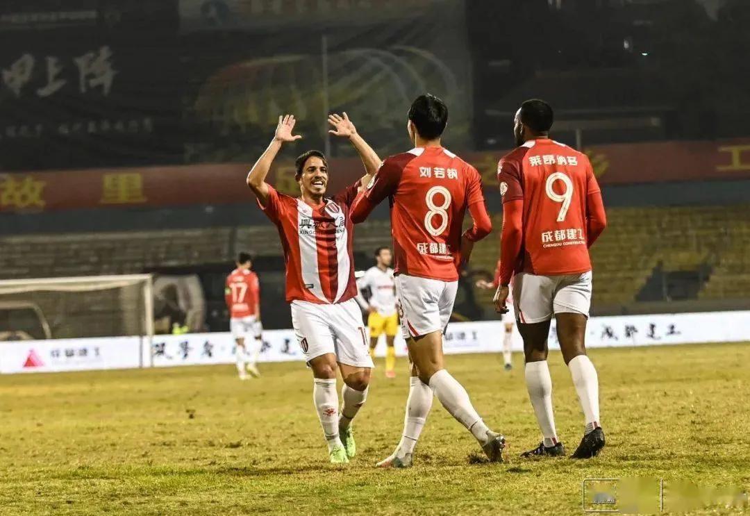 足球任意球全纪录,成都足球回放