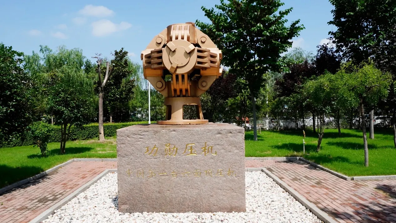 富士康是郑州的支柱产业么,河南经济全靠富士康吗