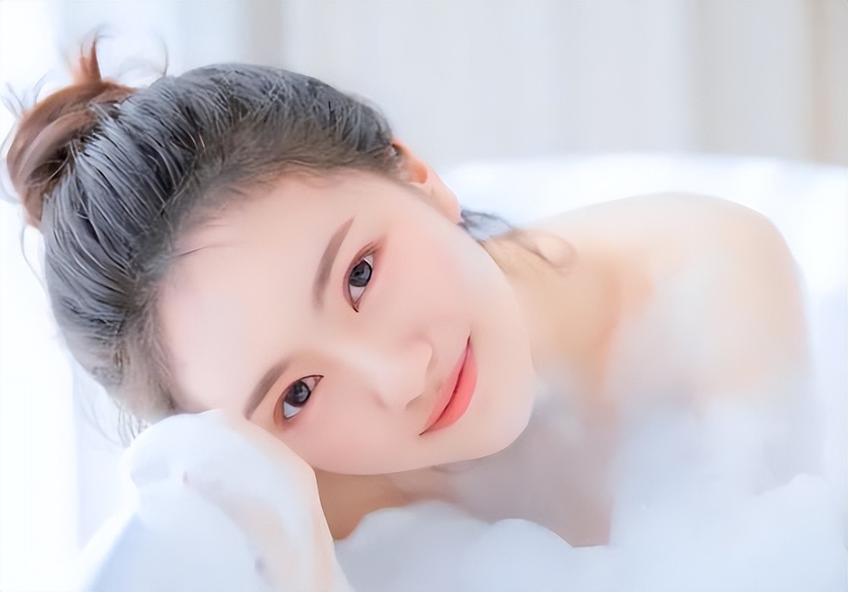 男女亲吻后女方应该说什么,男女接吻后女人的表现