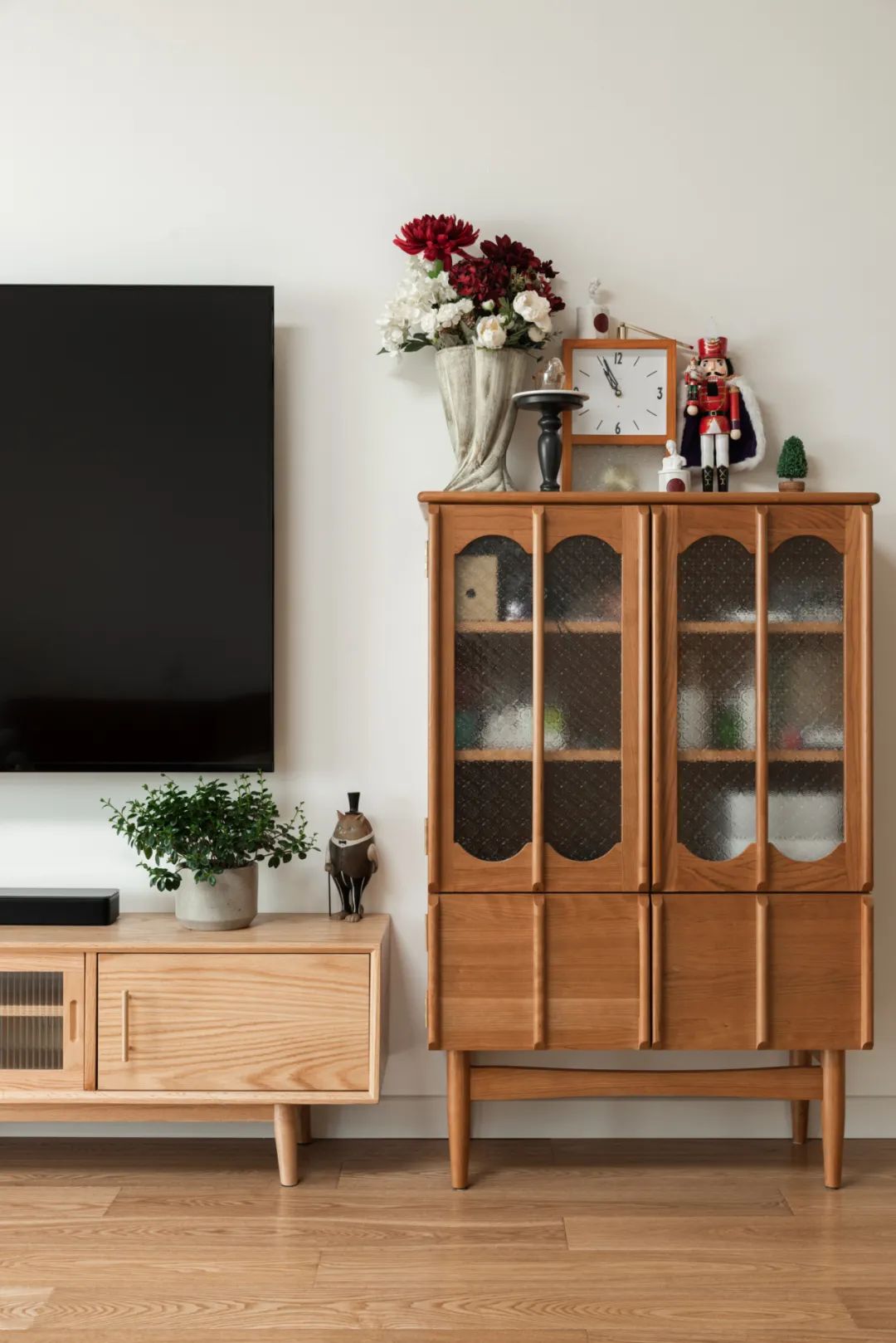 北京夫妻的120㎡新家火了，全屋刷大白墙，却有藏不住的高级感