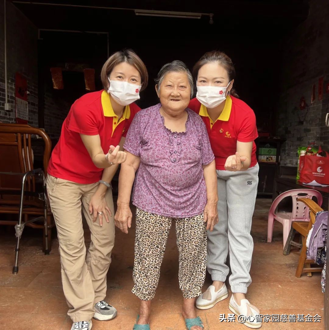 探访孤寡老人活动感受,关爱慰问七十岁以上老人活动