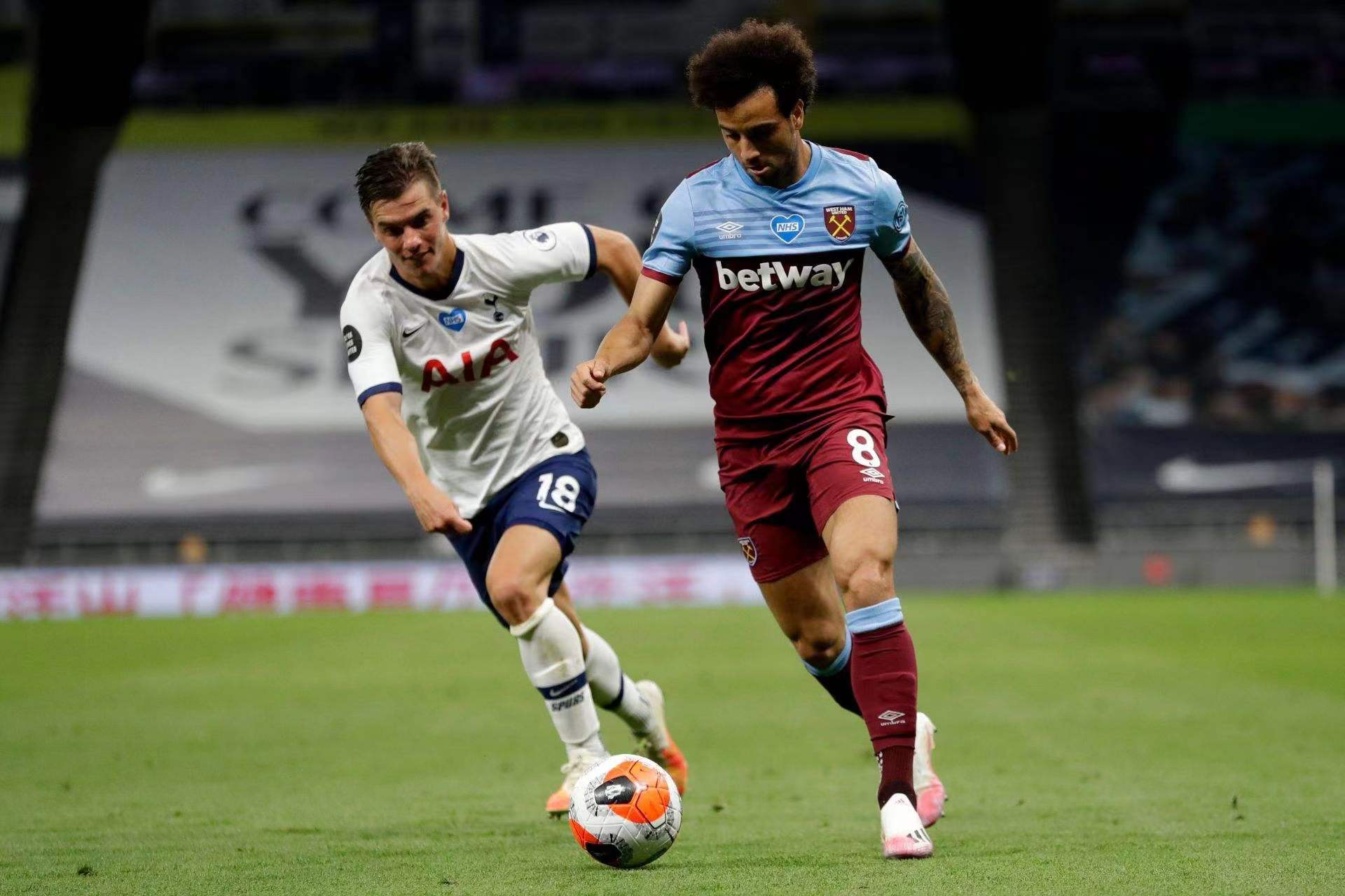 4月5日足球比赛10场比赛比分分析,足球比赛即时比分及结果分析图