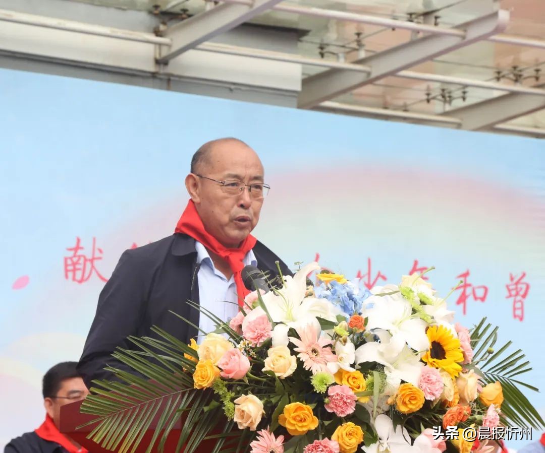 代代校领导接力，推动高质量发展！六一，忻州市七一路小学“超燃”