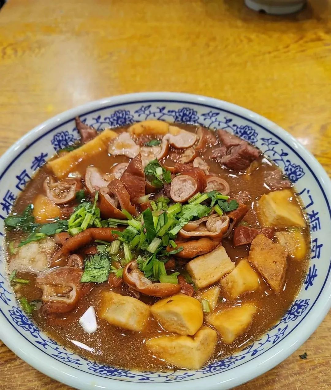 老北京人的最爱豆汁,老北京人最爱的卤煮店