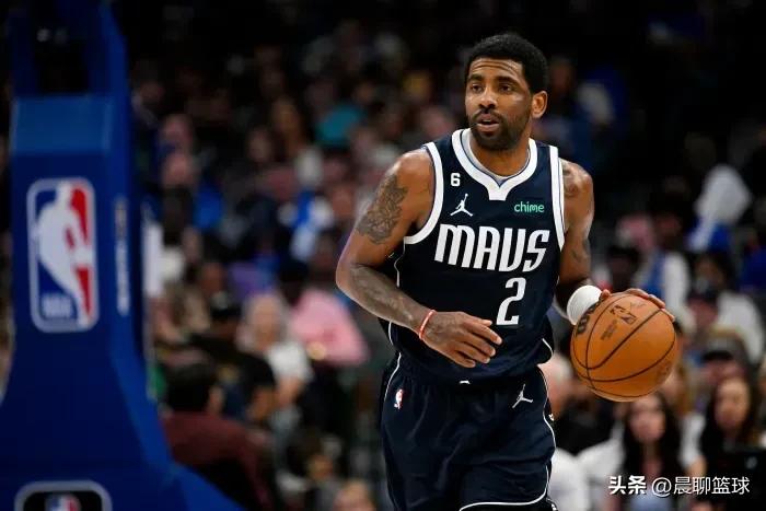 3换2湖人压哨交易,3换1鹈鹕报价唐斯筹码诚意满满