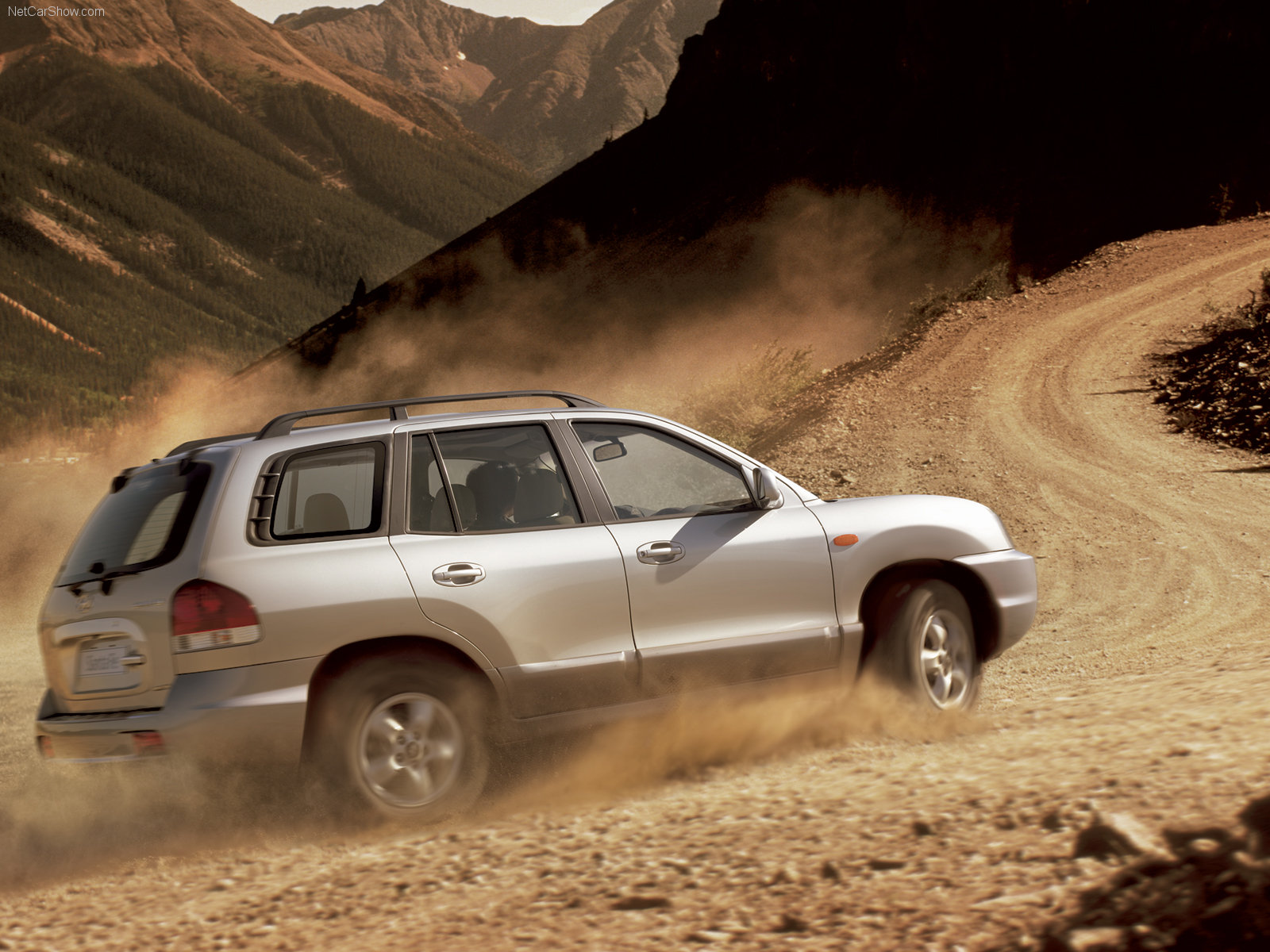 看看20年前开的什么车,晒晒二十年前的汽车配置