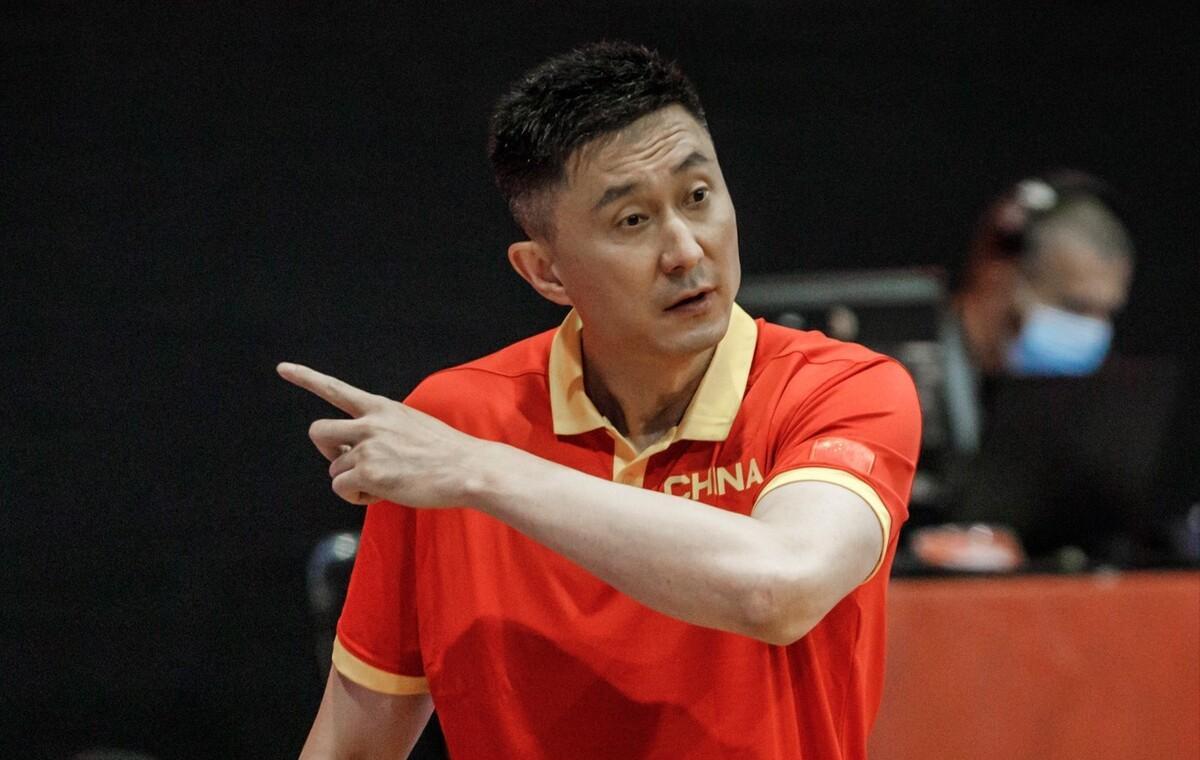 杜锋说周琦第二阶段复出,周琦明显有伤为什么还要驰援杜锋