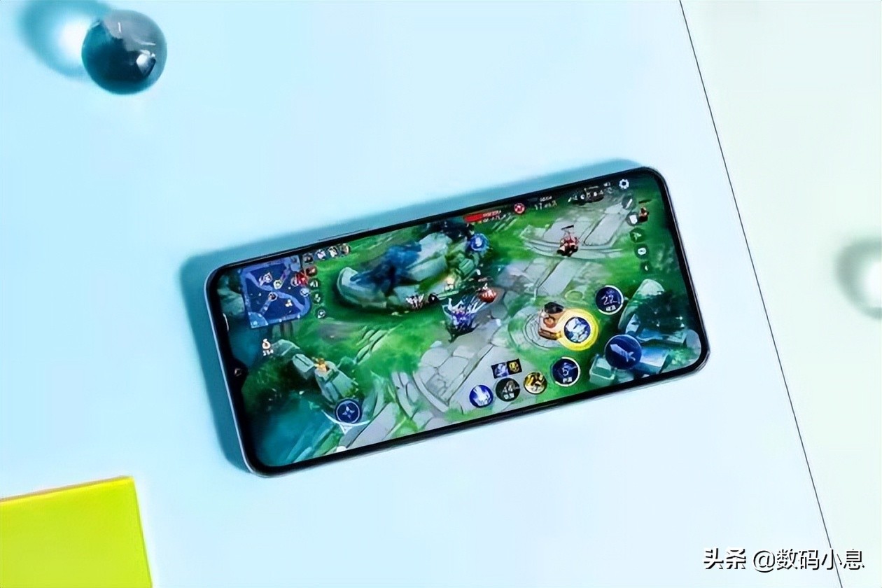 vivo爆发6500mAh新机，12+256G+6nm，售价是亮点