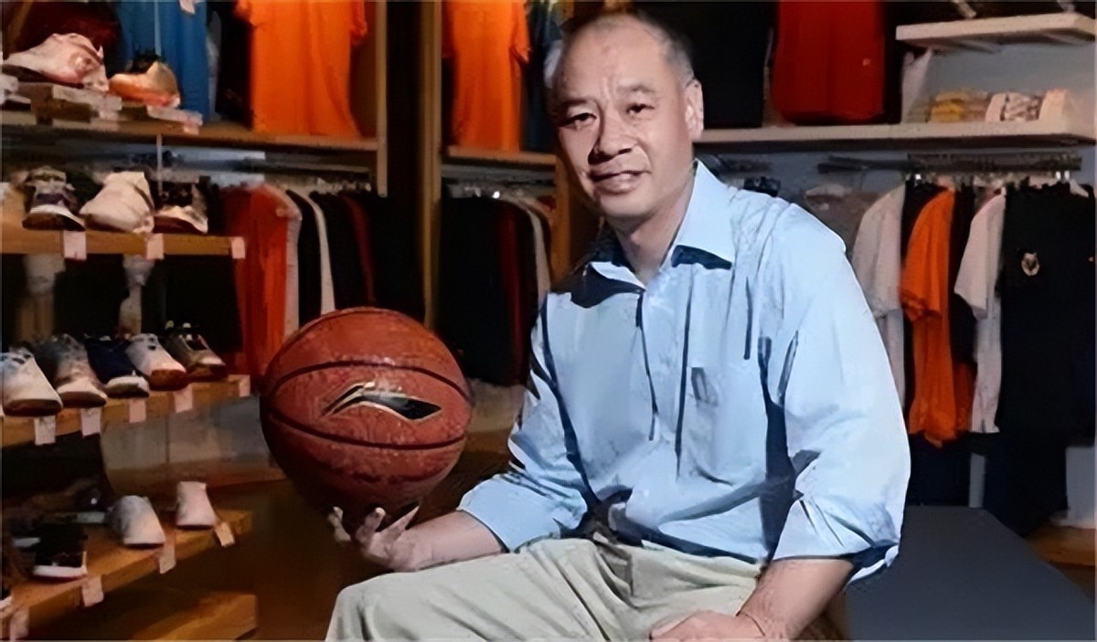 李宁儿女照片大全,李宁儿子女儿照片