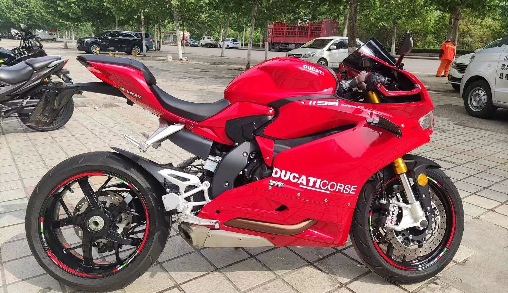 稻花香里说丰年听取蛙声一片,稻花香里说丰年听取蛙声一片英语