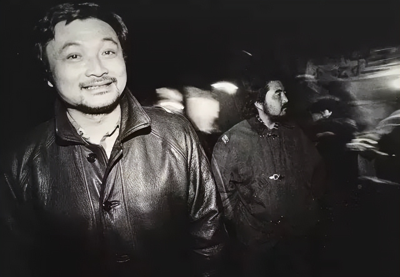 消失半年的他自曝患癌,他患癌