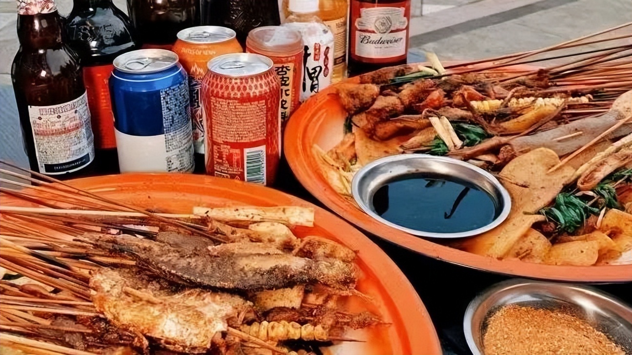 乐山必吃十大美食视频,说说你心目中乐山最好吃的烧烤