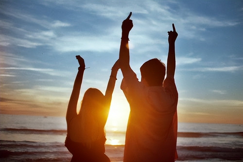 习惯了什么都无所谓反而很好,对什么都无所谓了反而轻松了