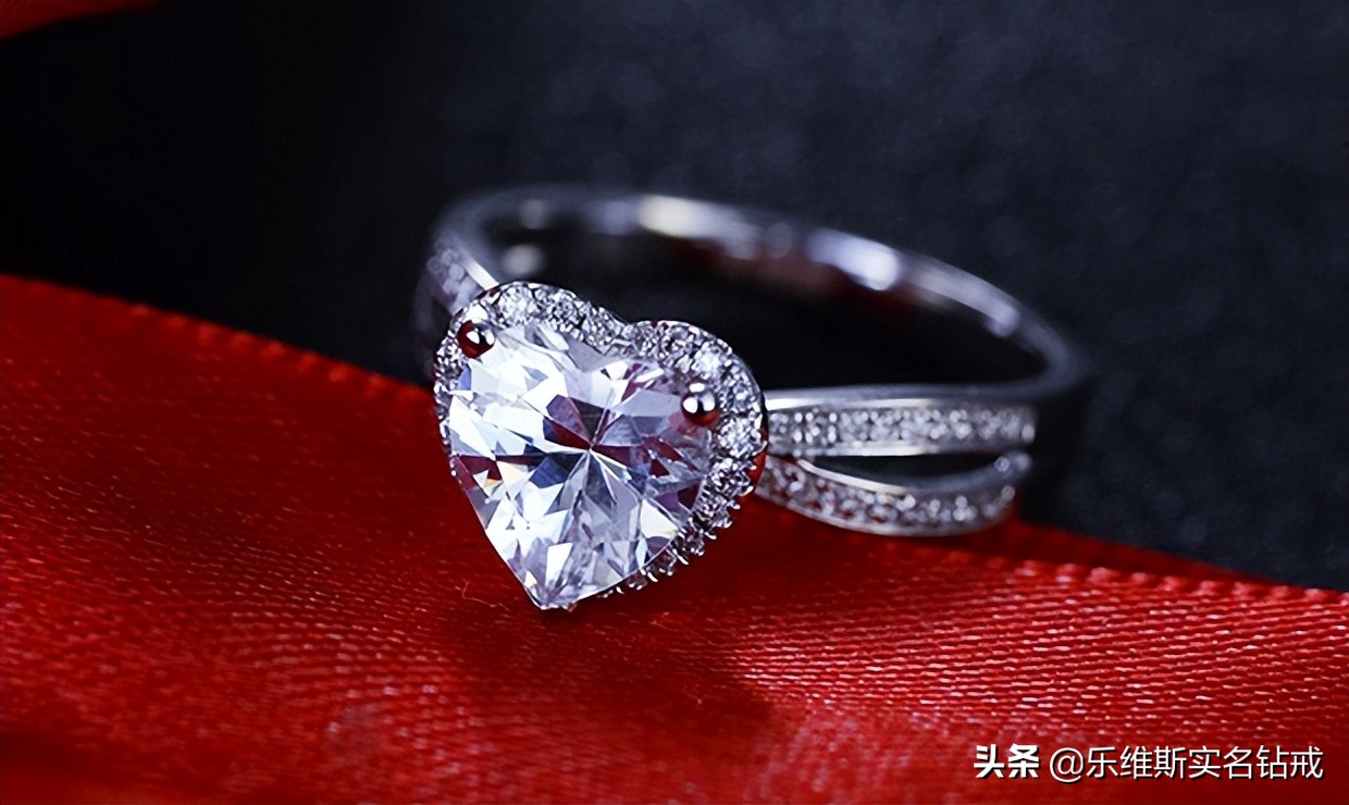 2克拉钻戒上手效果,2克拉vvs钻戒大概多少钱