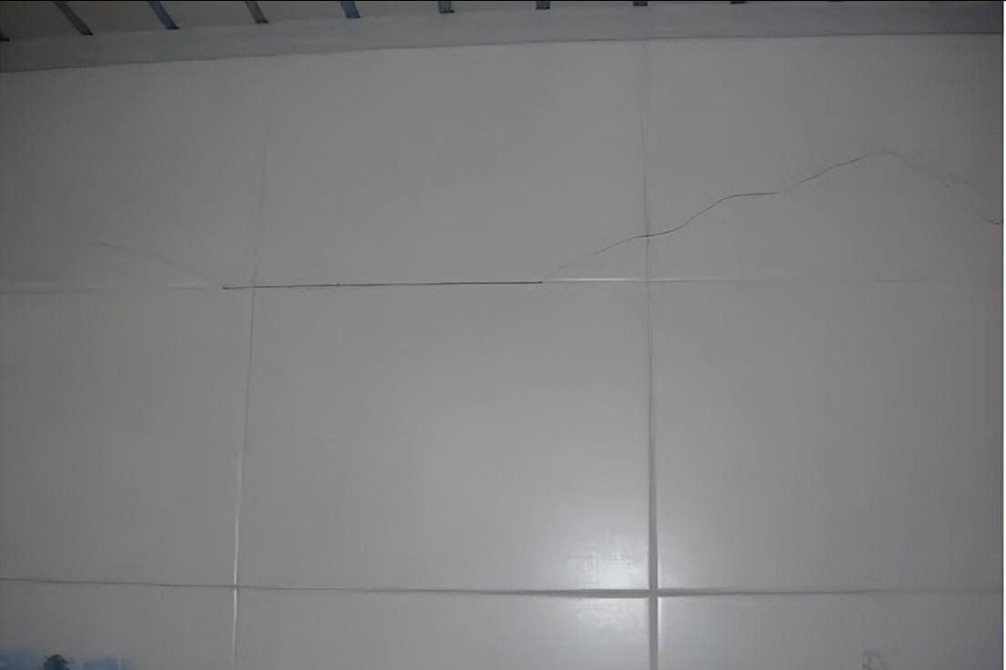 家里瓷砖空鼓怎么修复,美缝可以防止瓷砖空鼓开裂脱落吗