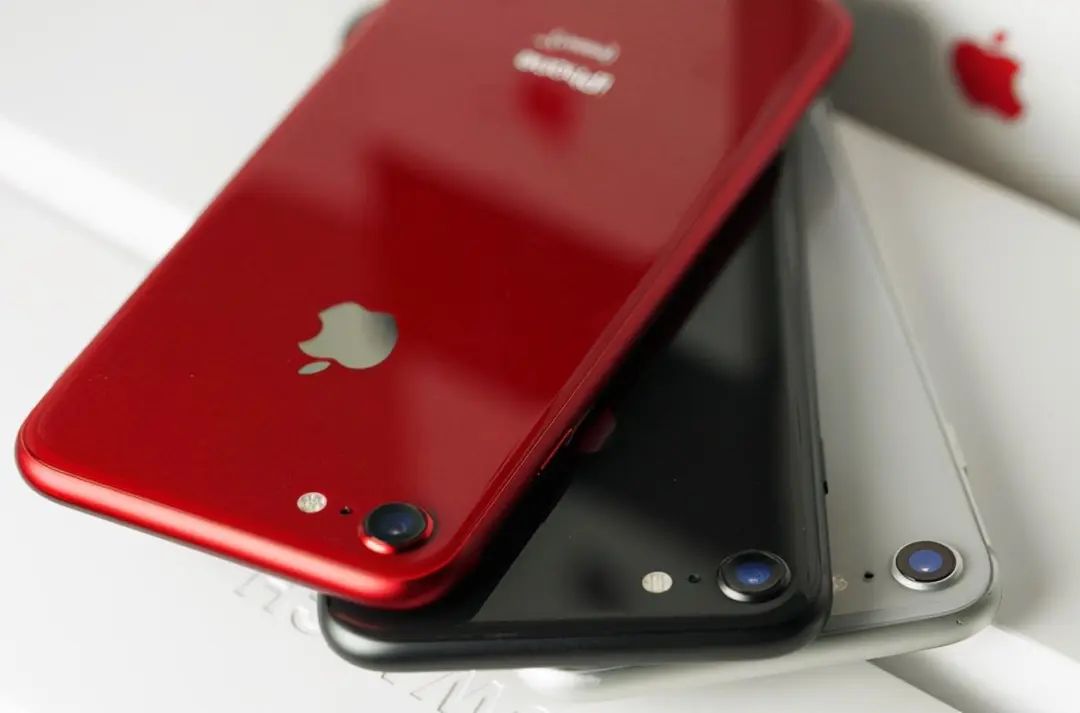 手机型号里的pro什么意思,手机型号中的pro是英文吗