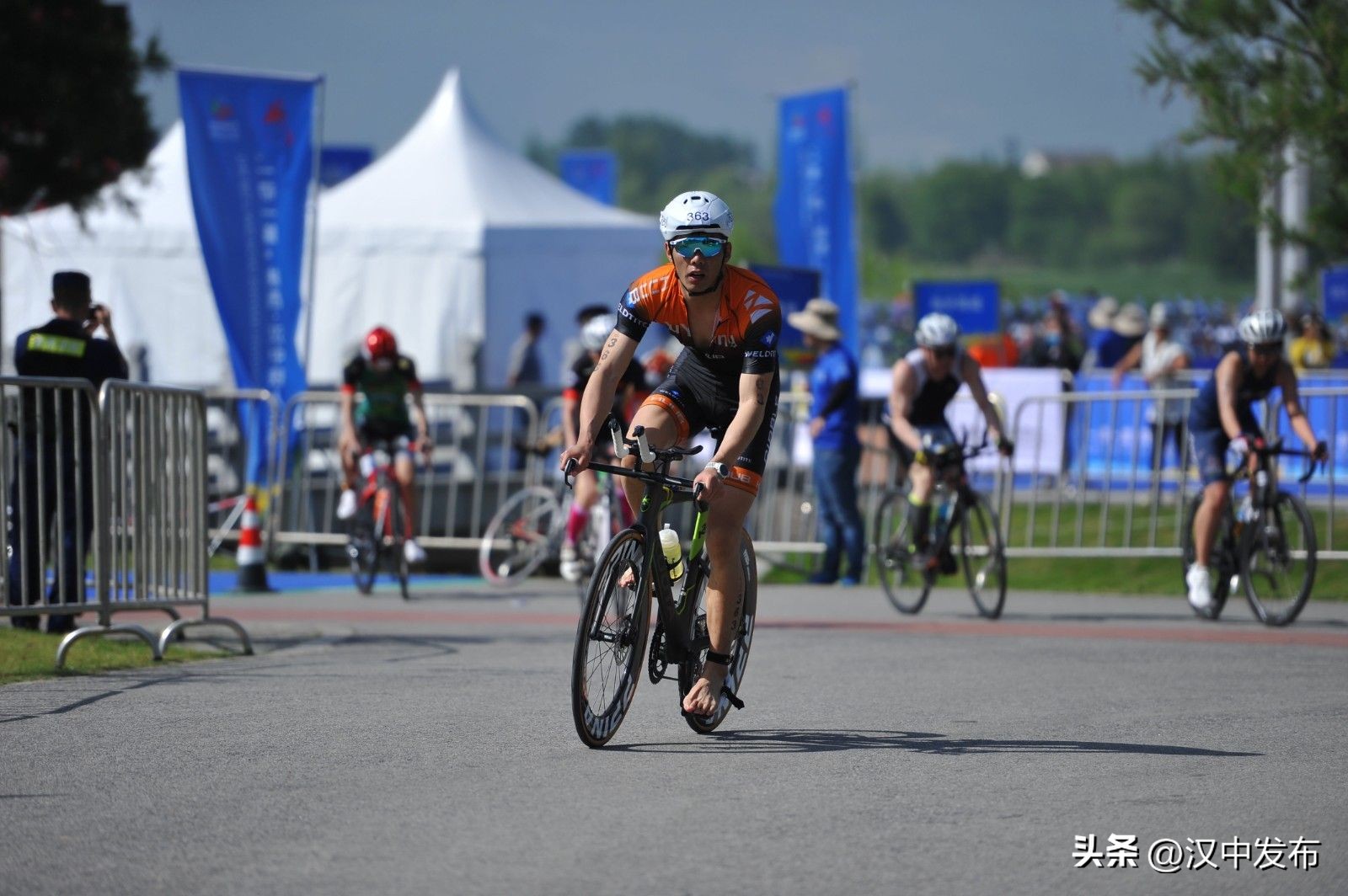 铁人三项汉中比赛现场在哪,往届汉中铁人三项比赛视频