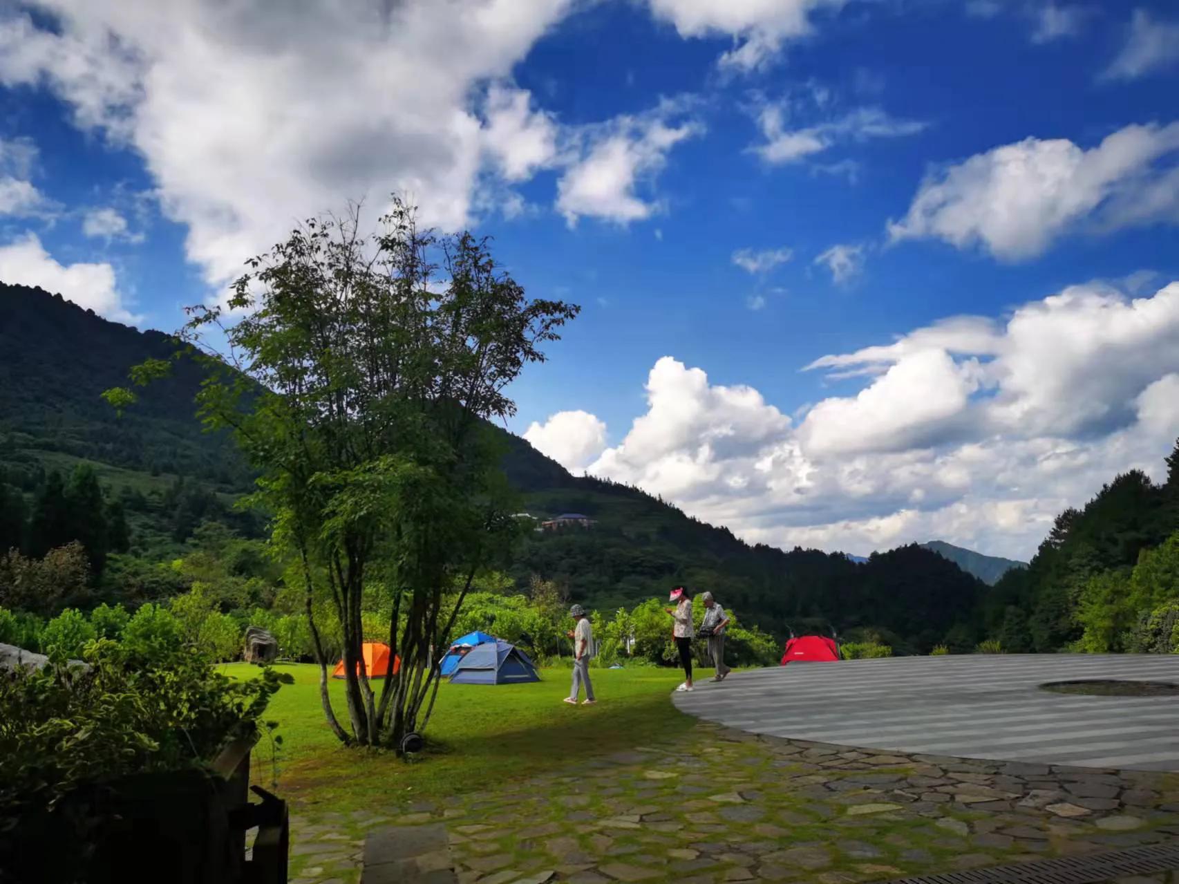 重庆万盛黑山谷十大旅游景区,重庆万盛黑山谷凉快么