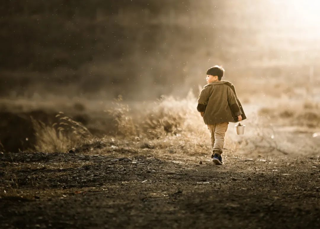 现在的青春期孩子应该怎么教育,青春期孩子的教育方式和技巧