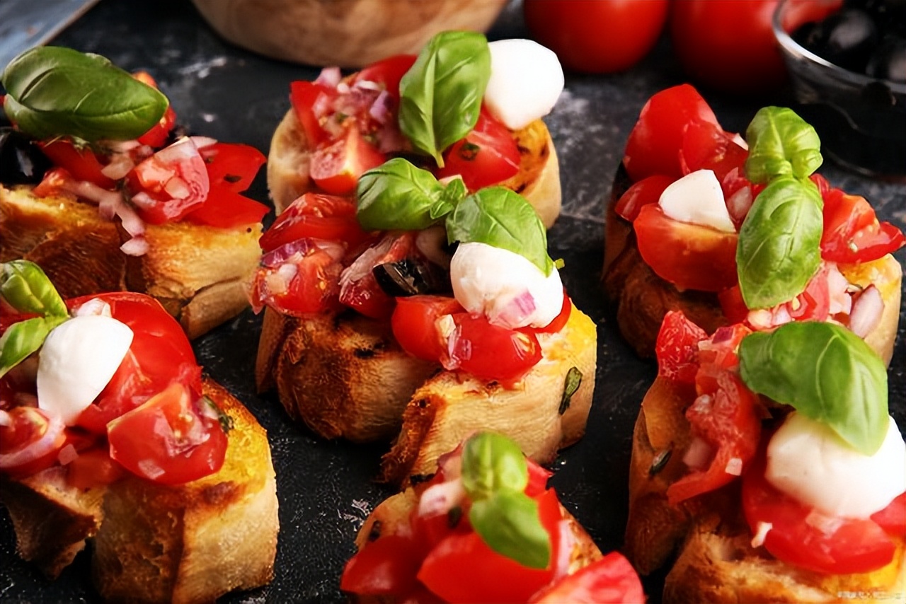 短视频美食文案素材,美食上热门吸引人的文案语录素材