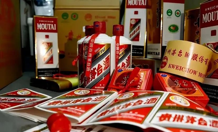 通过酒瓶自带信息能判断酒质吗,怎么认识酒瓶上的标签是纯粮食酒