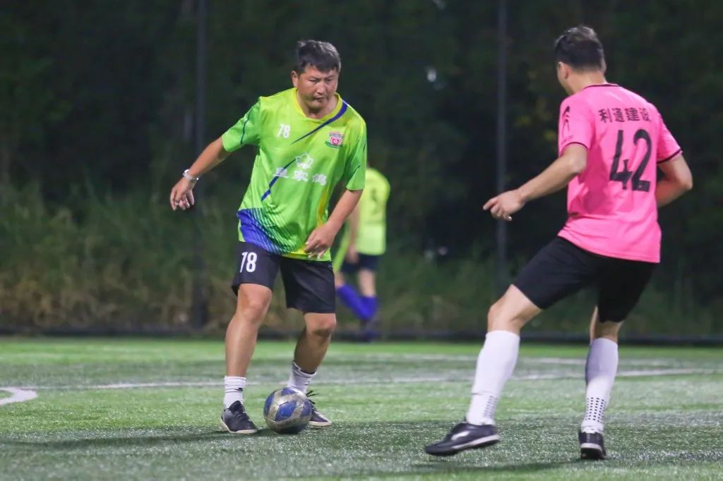 一起足球一起公益,一起为中国足球添砖加瓦