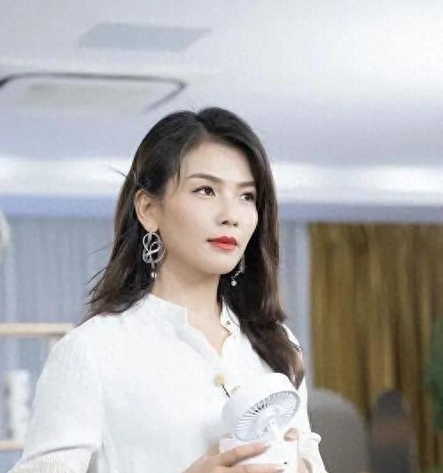 惊！王珂再次投资失败，亏损12亿，刘涛凌晨发文心态全崩