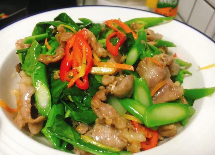 补钙第一名的菜芥蓝,营养专家推荐的7种绿叶蔬菜