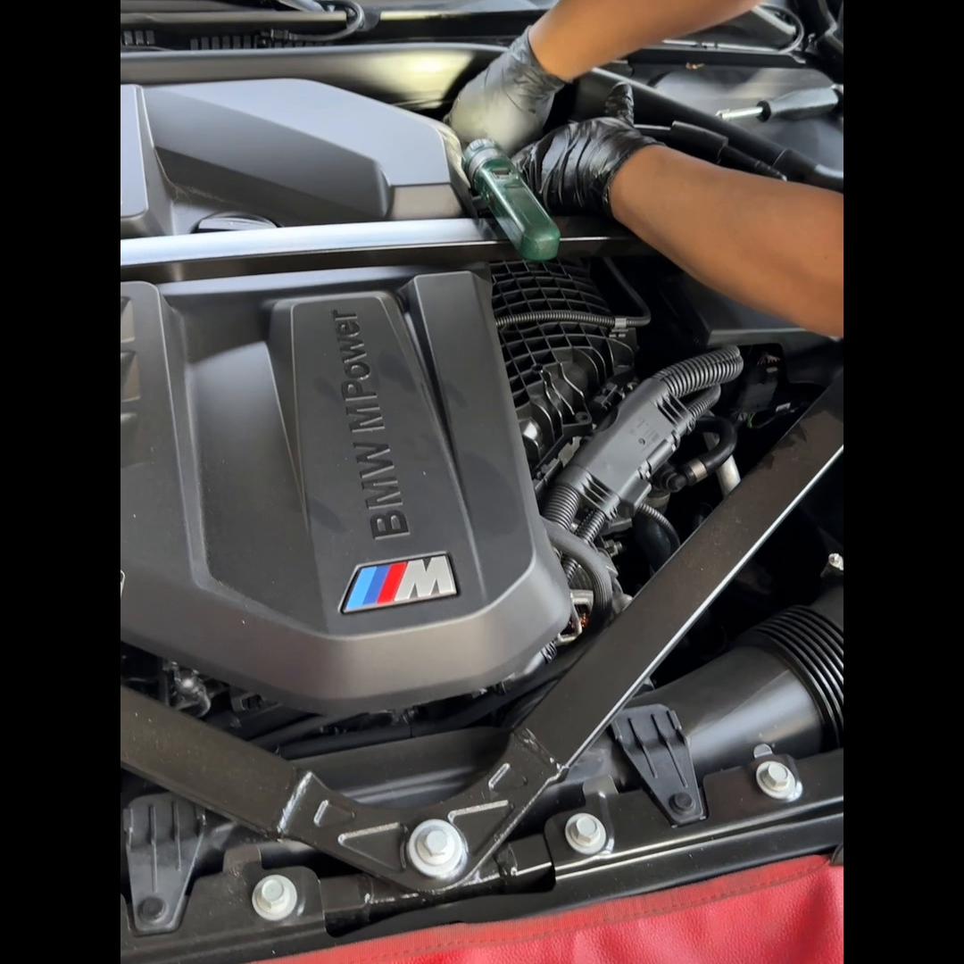 如何换宝马m4机油滤芯,m4机油多久更换一次