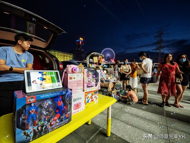 摆摊赚钱，也许不止是为了钱