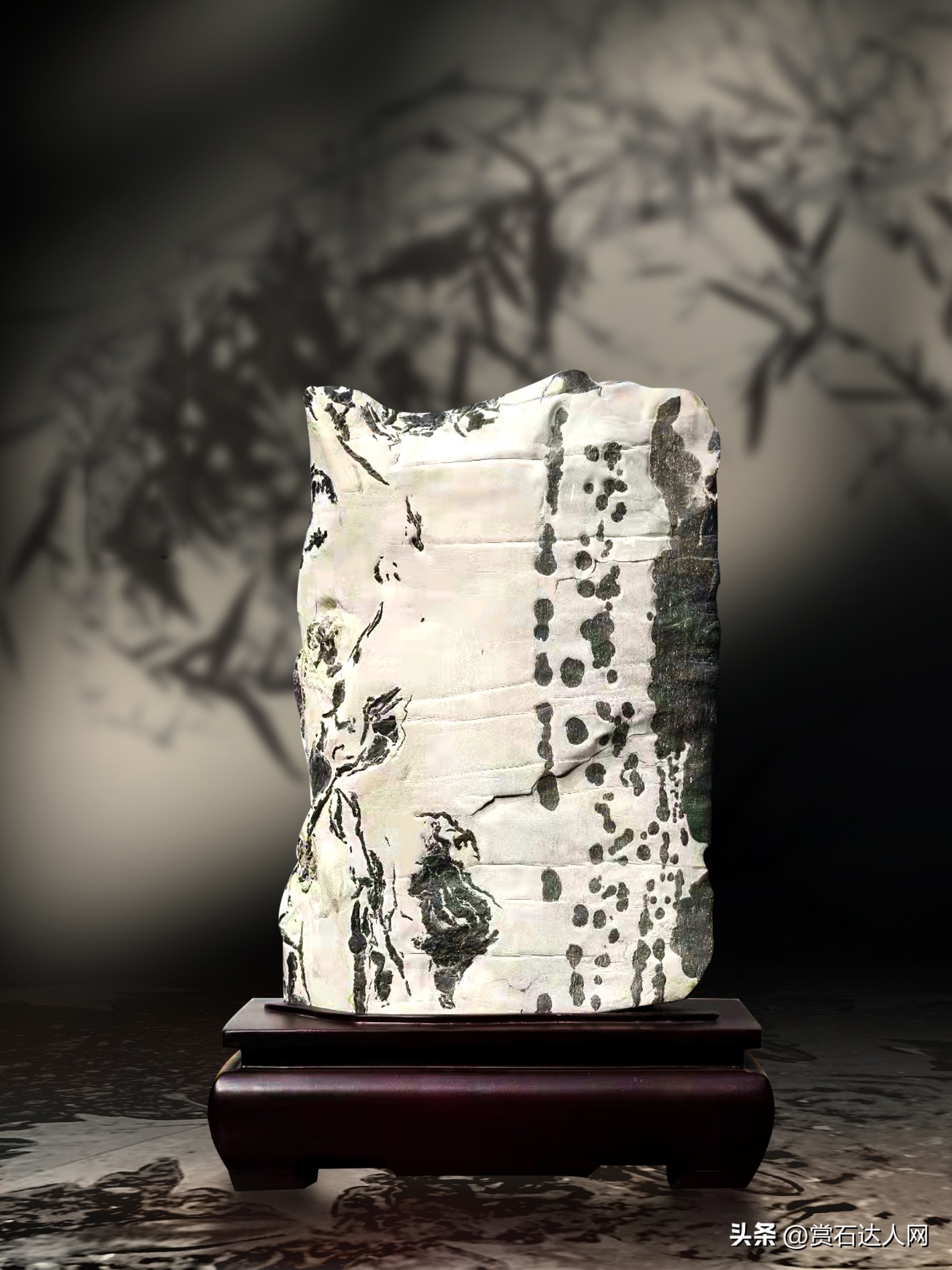 五颜六色的石头拍照,五彩斑斓的石头照片